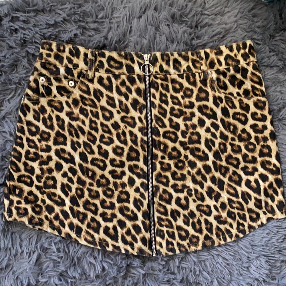 F21 Cheetah print skirt